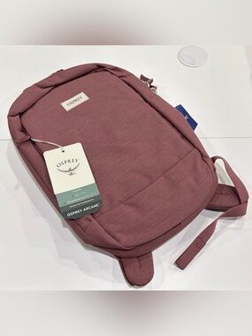 Osprey Women's Arcane Small 12 L Day Backpack Purple Heather NWT Laptop Sleeve